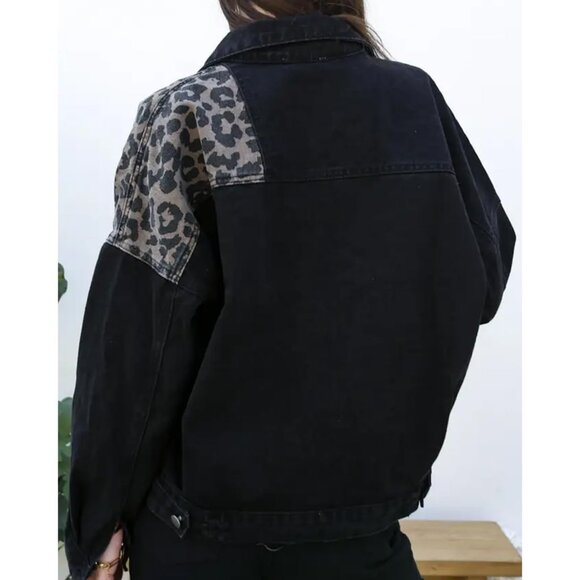 Women's Loose Button Down Cropped Denim Jacket Long Sleeves Cheetah Dark - Picture 5 of 5